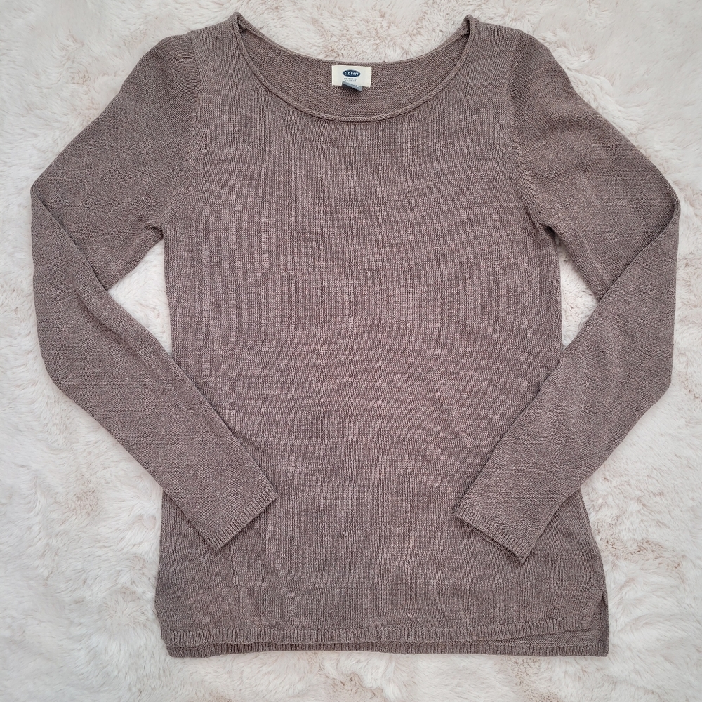 *3/$15* Old Navy crew neck sweater, brown, size S